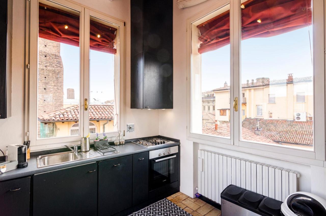 Altabella Panoramic Tower Apartment Bologna Bagian luar foto